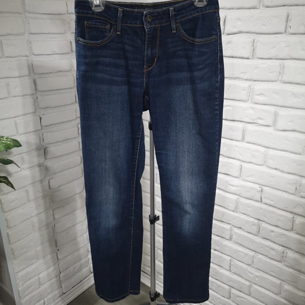 Levi's Bold Curve Silhouette Ladies Classic Rise Straight Size 6/28 Jeans - Picture 4 of 13